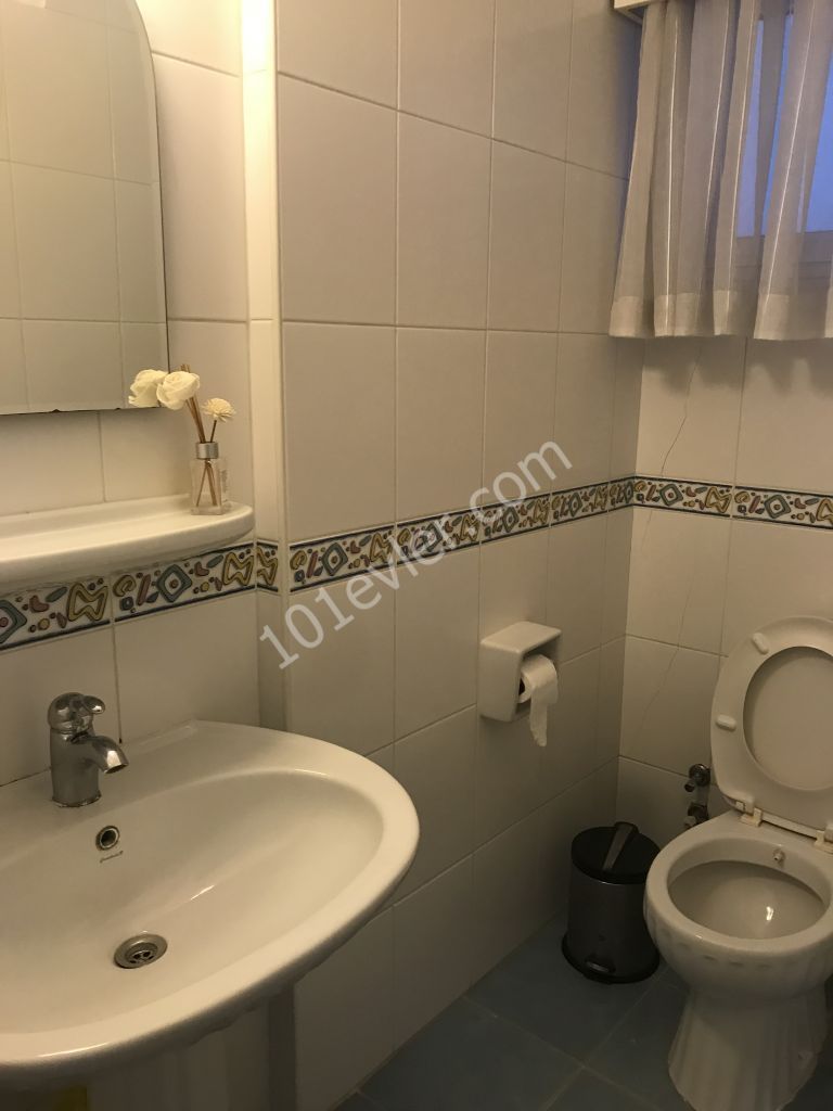 Flat To Rent in Kumsal, Nicosia