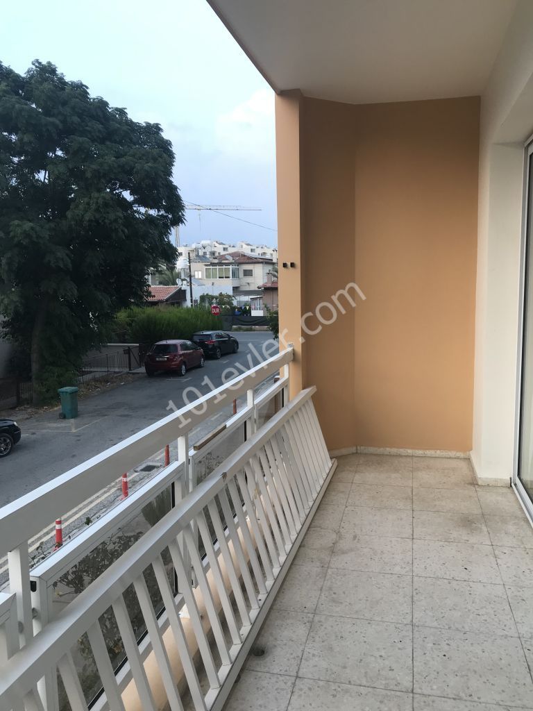 Flat To Rent in Kumsal, Nicosia