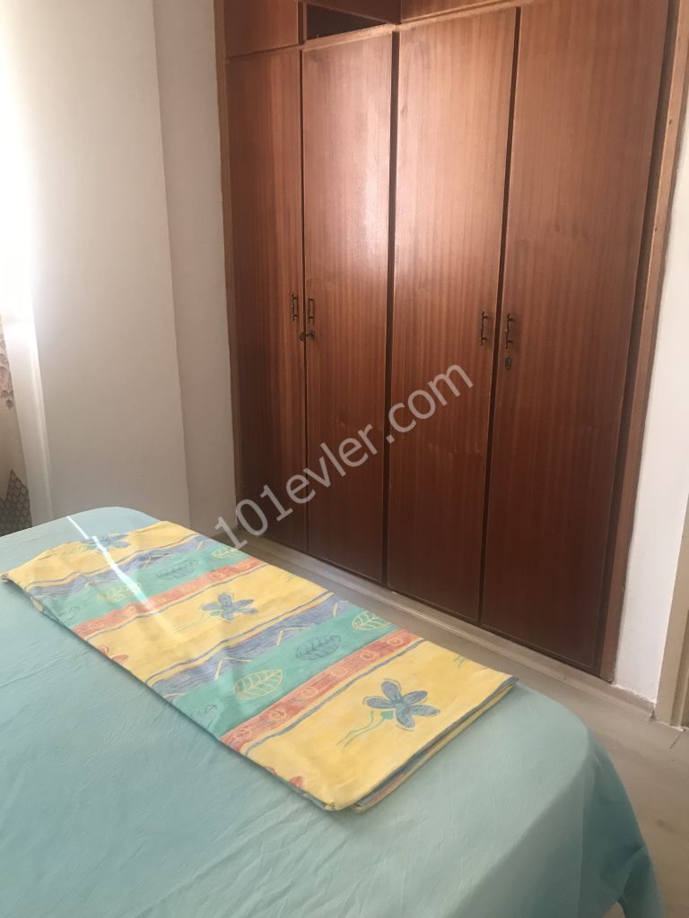 GİRNE PARK AVM YANI MUHTEŞEM LOCASKON SATILIK TÜRK MALI 2+1 DAİRE..