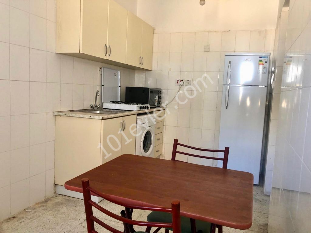 GÖNYELİ’DE ZENCİ DURAĞINA 10 DK UZAKLIKTA KİRALIK 2+1  DAİRE 