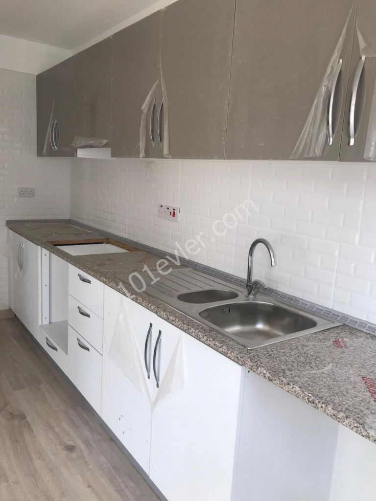 Flat For Sale in Küçük Kaymaklı, Nicosia