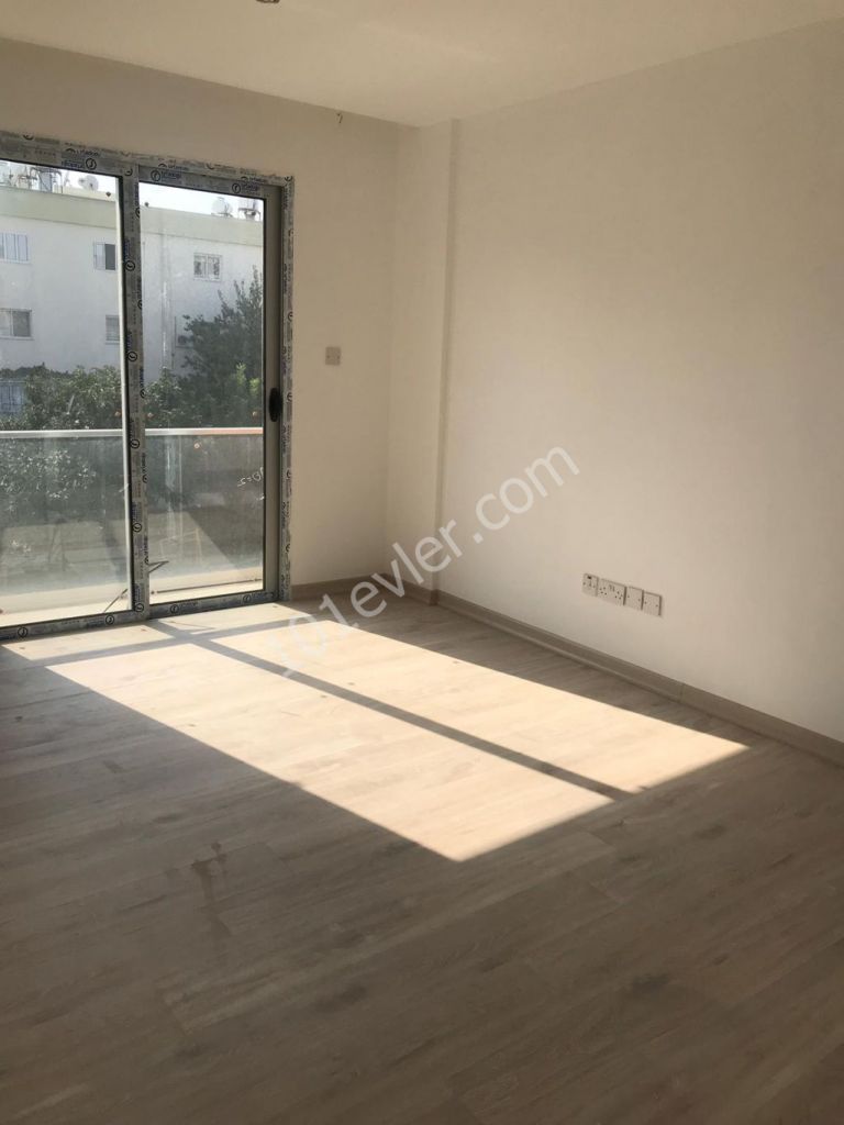 Flat For Sale in Küçük Kaymaklı, Nicosia