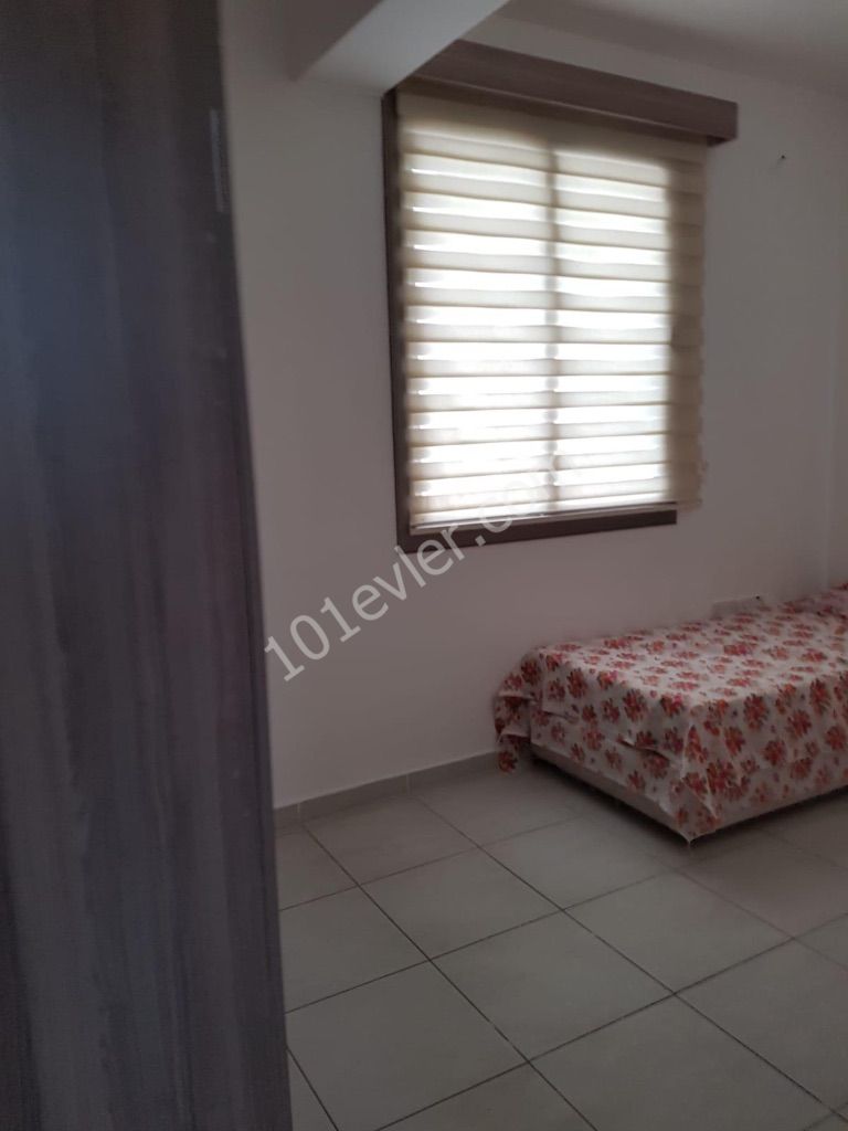 Flat To Rent in Karaoğlanoğlu, Kyrenia