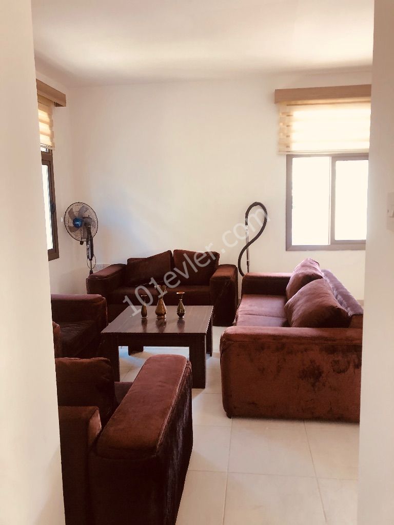 Flat To Rent in Karaoğlanoğlu, Kyrenia