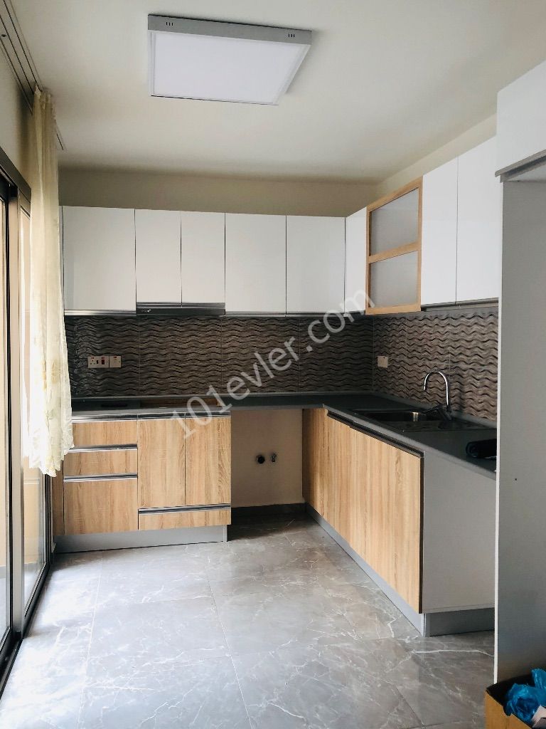 Flat To Rent in Lapta, Kyrenia