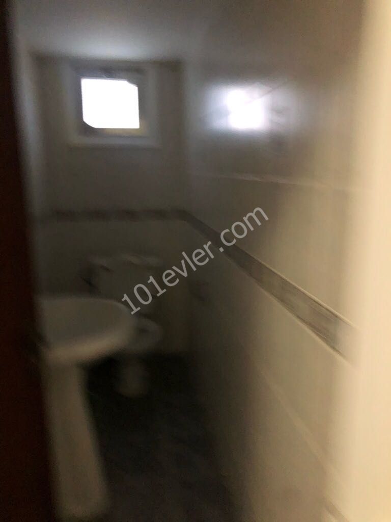 Flat To Rent in Ortaköy, Nicosia