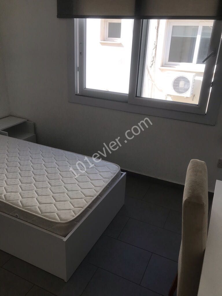 ORTAKÖY DE DURAK DİBİ FULL EŞYALI KİRALIK  2+1 DAİRE..