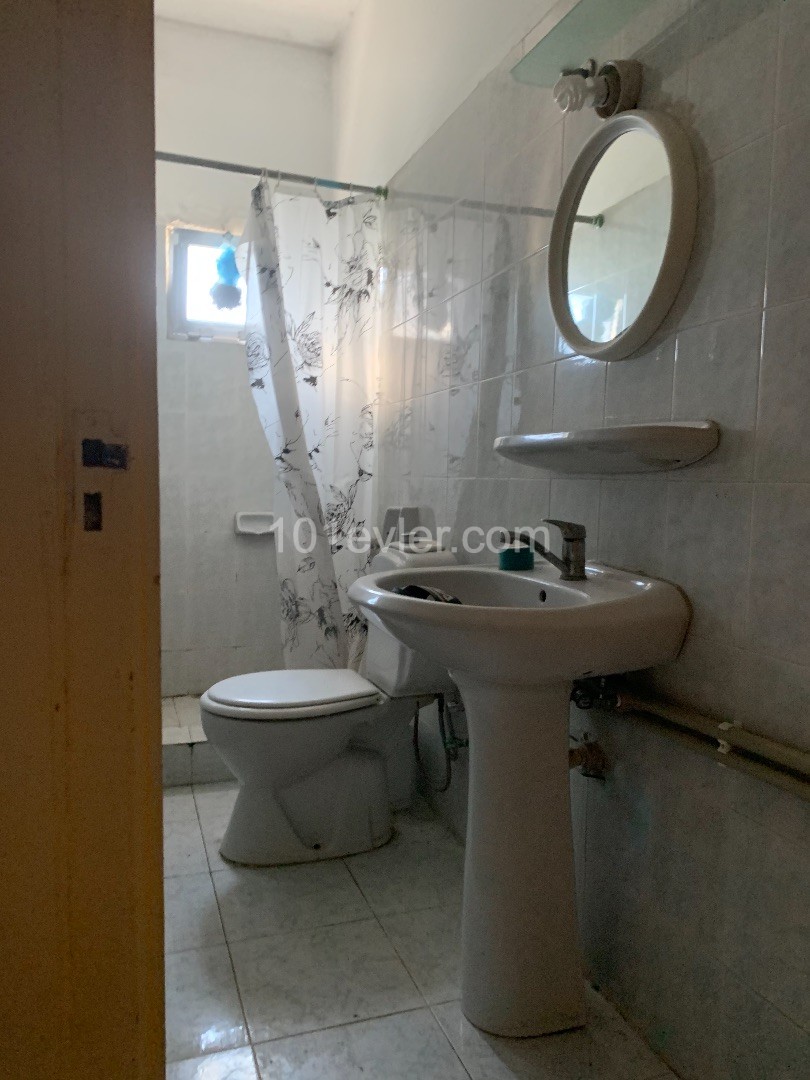 Flat To Rent in Küçük Kaymaklı, Nicosia