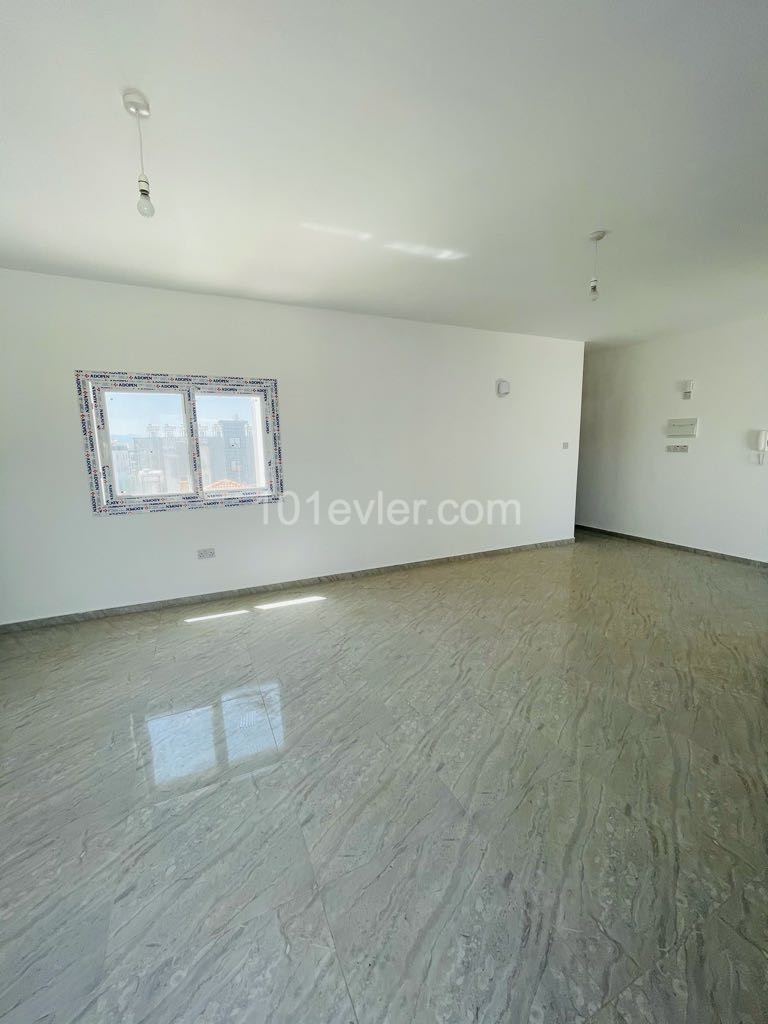 2 + 1 PENTHOUSE FOR SALE MADE IN TURKISH IN THE DECENT NEIGHBORHOOD OF MITRELI!! شقة للبيع بي منطقة كونيلي ** 