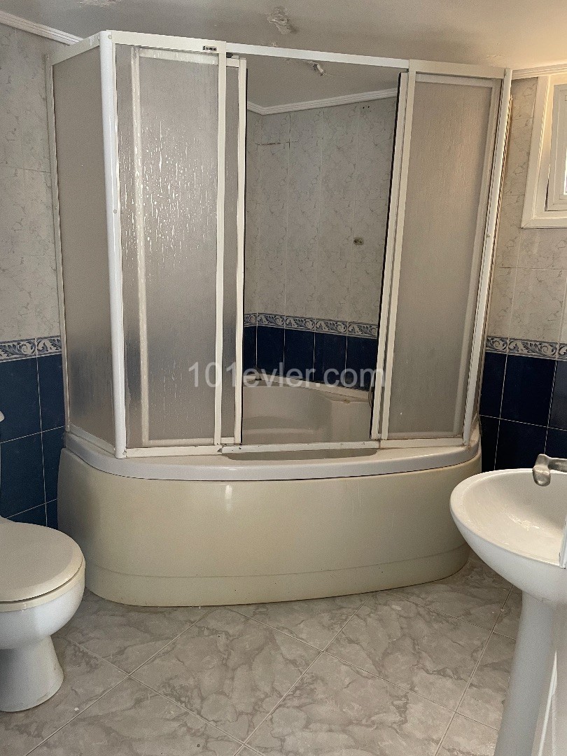 Flat To Rent in Küçük Kaymaklı, Nicosia