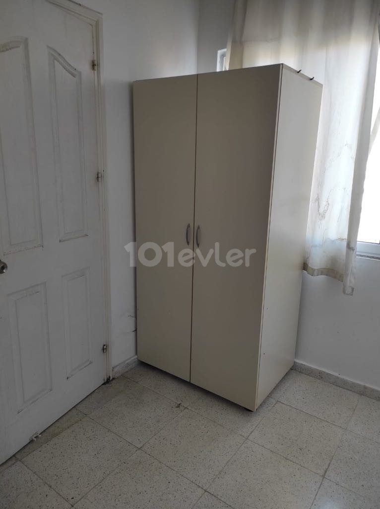 AN APARTMENT FOR RENT 15 MINUTES AWAY FROM MITRE STOPS !! شقة للإيجار بي منطقة كونيلي ** 