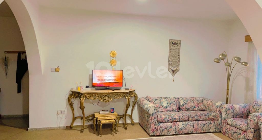 VERY SPACIOUS 3 + 1 APARTMENT FOR SALE IN MITRELI !! شقة للبيع بي منطقة كونيلي ** 