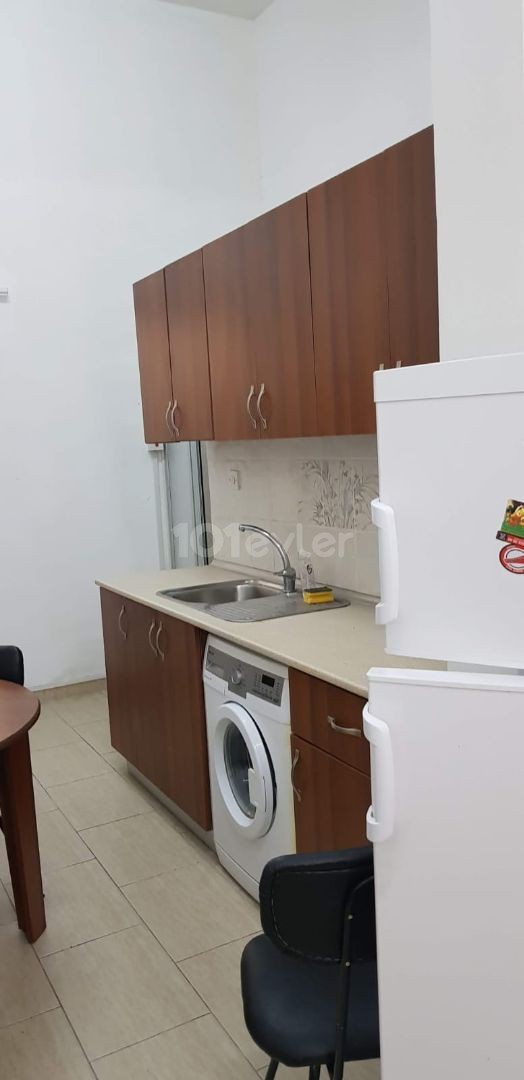 THE STUDIO FOR STUDENTS FOR RENT IN KAYMAKLI IS SPECIAL FOR LADIES شقة للإجار بالمنطقة كوشق قيميقلي خلف جلمع ابو بكر ** 