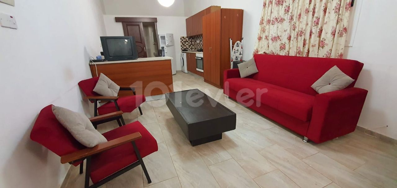 THE STUDIO FOR STUDENTS FOR RENT IN KAYMAKLI IS SPECIAL FOR LADIES شقة للإجار بالمنطقة كوشق قيميقلي خلف جلمع ابو بكر ** 