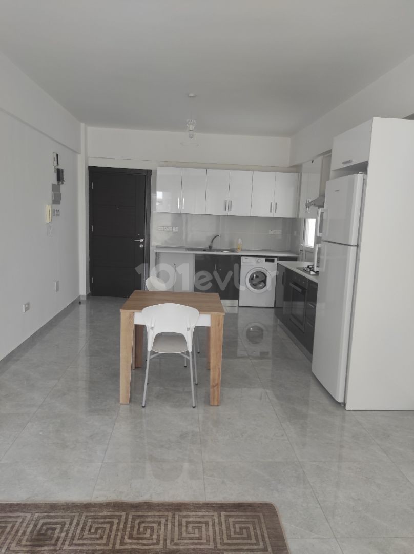 2 + 1 apartment with 3 monthly payment for rent very close to the stops in Gönyelide للآجرا شقة ٢+١ قرب الموقف دفع ٣اشهر ** 