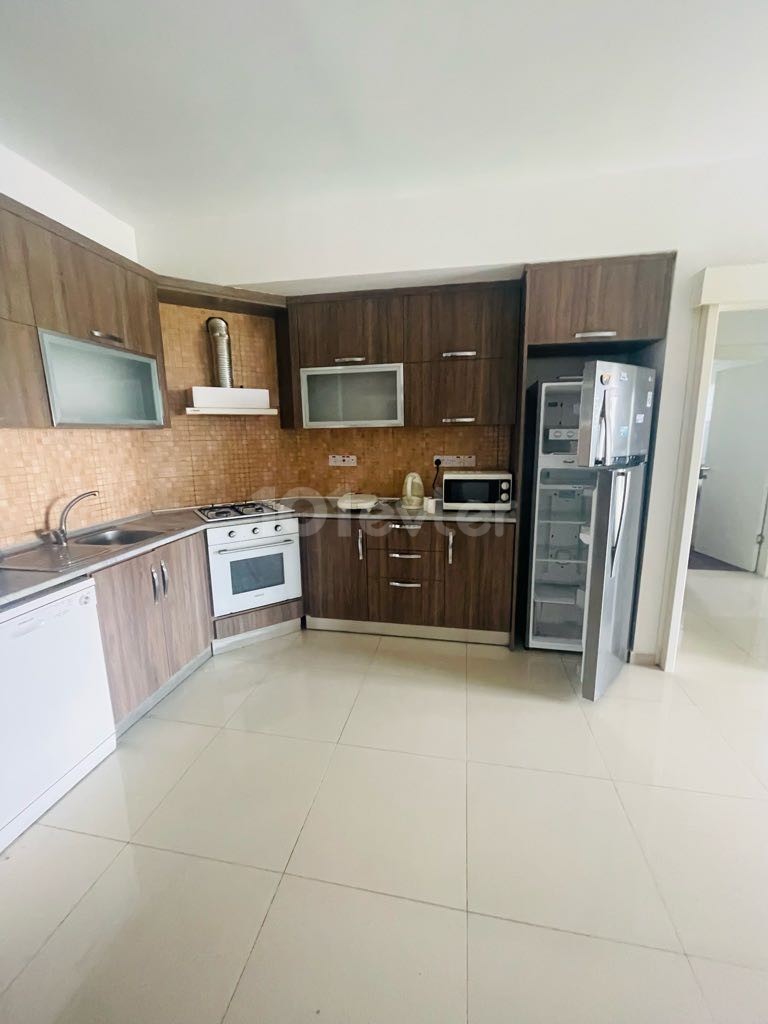 2 + 1 APARTMENT FOR RENT NEXT TO THE MITER CIRCLE !! شقة للإيجار بي منطقة كونيلي جانب المواقف ** 