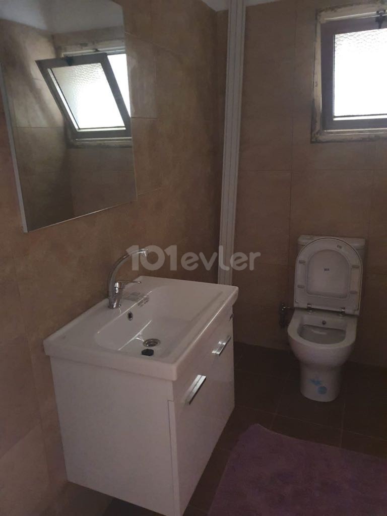 Flat To Rent in Köşklüçiftlik, Nicosia