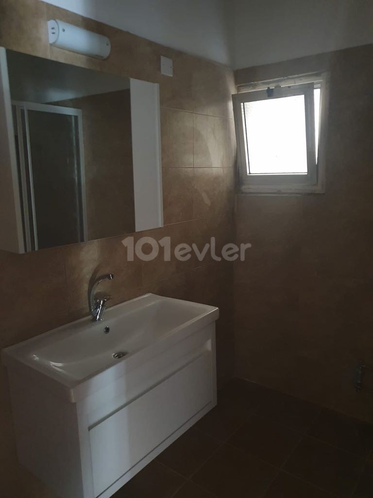 Flat To Rent in Köşklüçiftlik, Nicosia