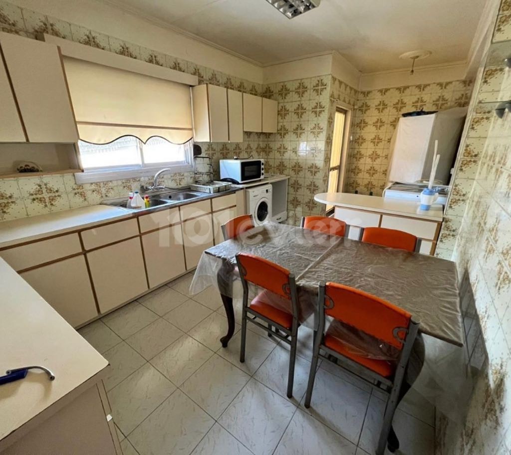 Flat For Sale in Küçük Kaymaklı, Nicosia