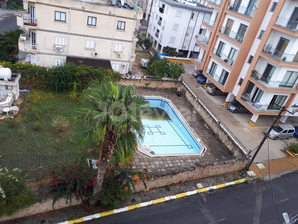 هتل برای فروش in Girne Merkez, گیرنه