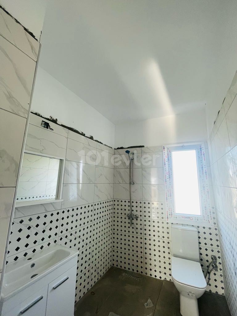 2+1 PENTHOUSE FLAT FOR SALE IN THE CENTER OF KIZILBAŞ