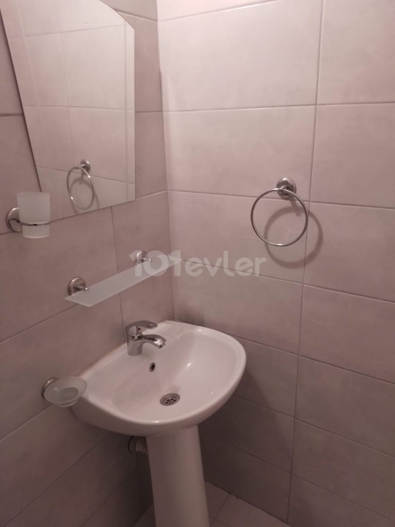 Flat To Rent in Küçük Kaymaklı, Nicosia