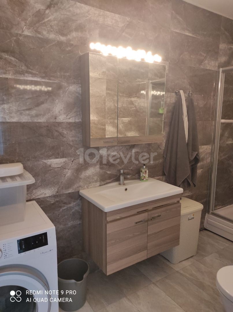 3+1 FULLY FURNISHED PENTHOUSE IN THE CENTER OF KYRENIA