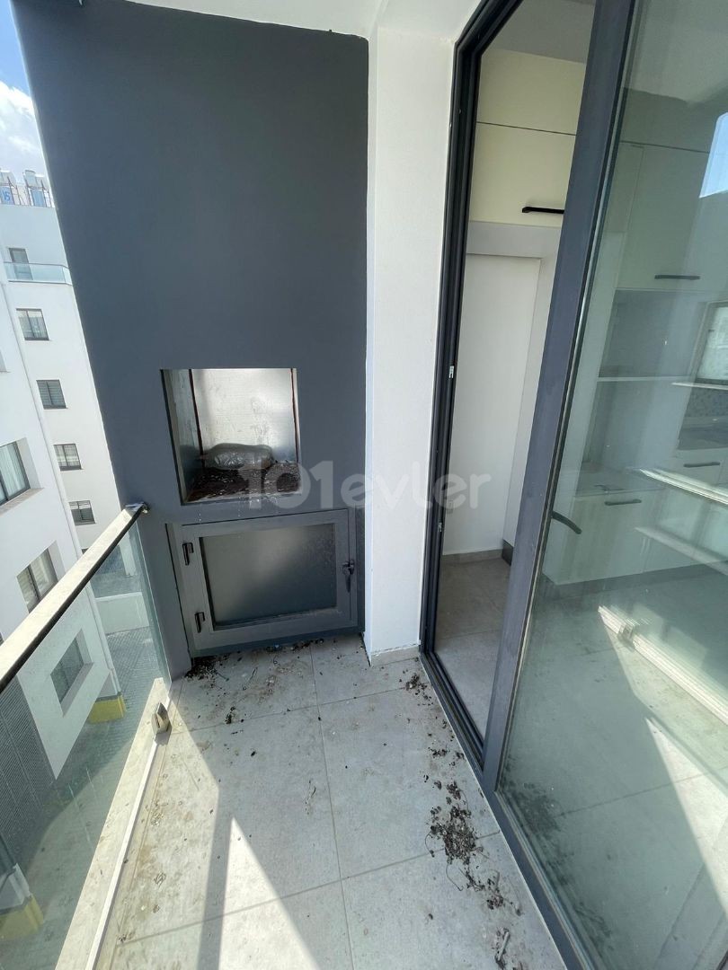 3+1 140 M2 LUXURY APARTMENT FOR SALE WITH ELEVATOR IN A GREAT LOCATION IN DEREBOYUNDA