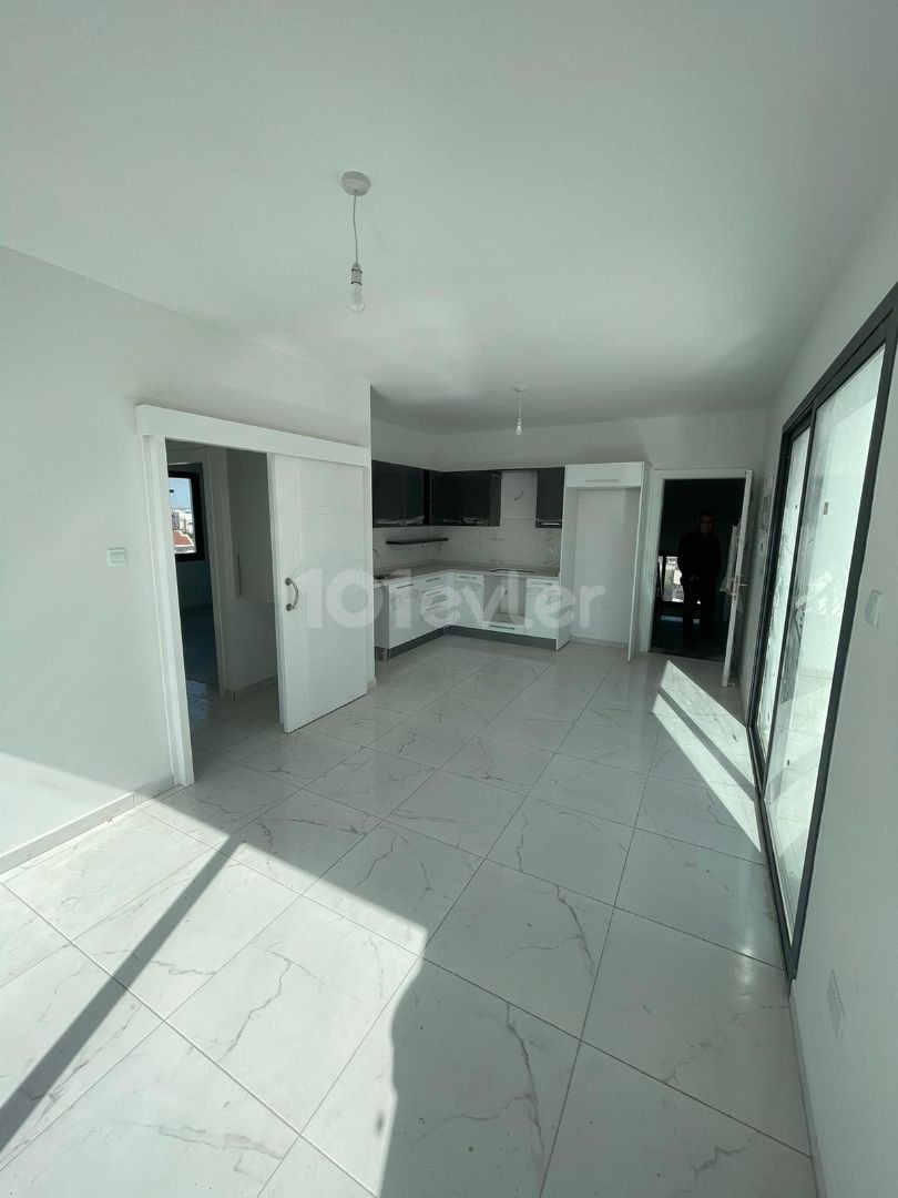 GÖNYELİ BÖLGESİNDE 2+1 PENTHOUSE 