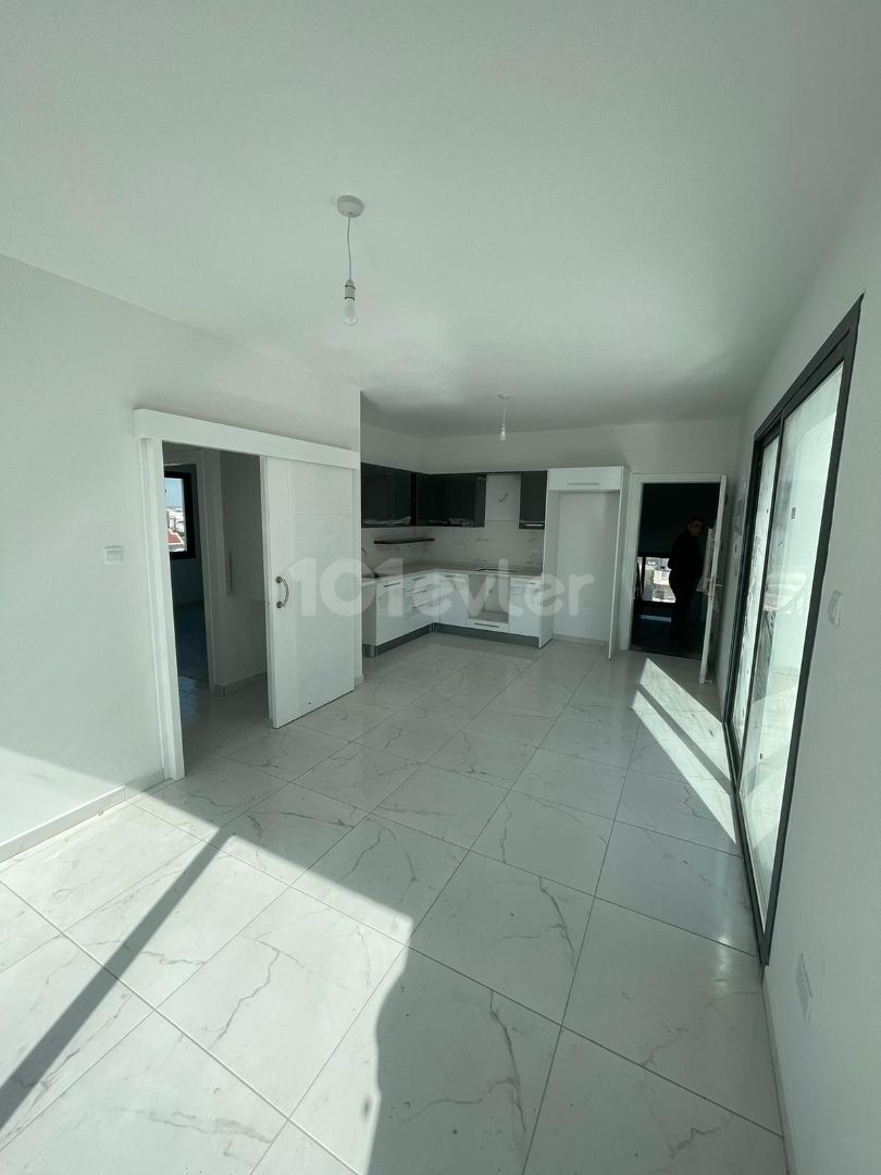 GÖNYELİ BÖLGESİNDE 2+1 PENTHOUSE 