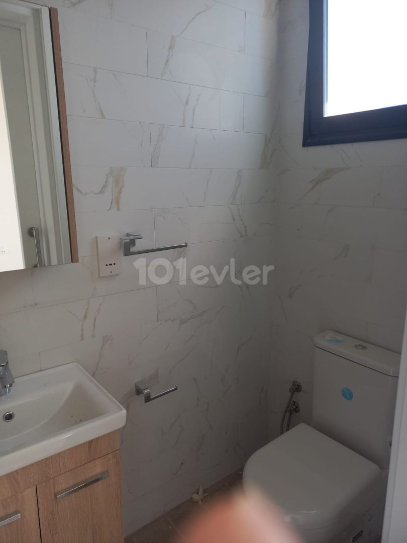 GROUND FLOOR 2+1 APARTMENT FOR SALE IN GÖNYELI DISTRICT 