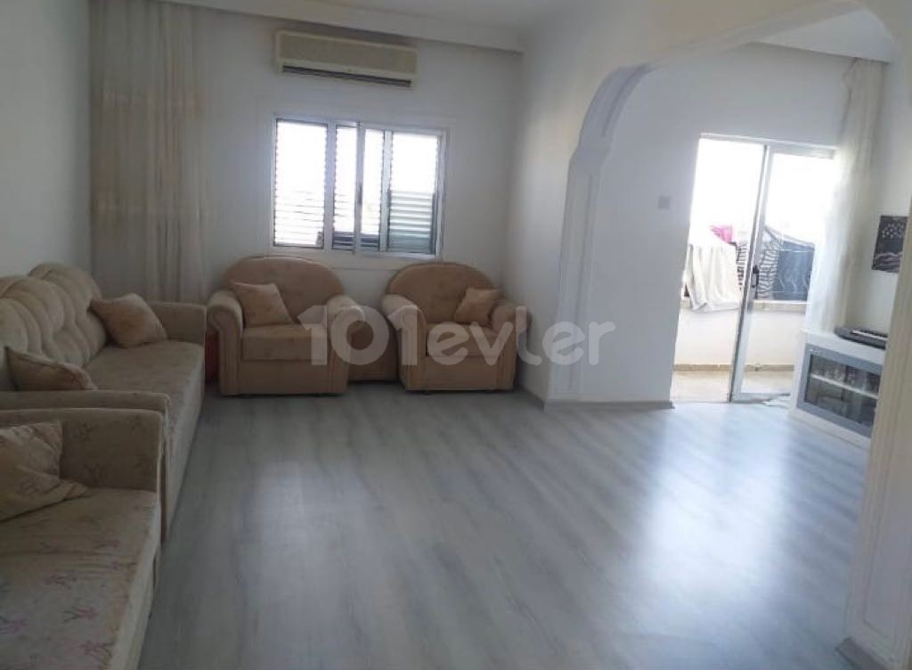 INCREDIBLE FULLY RENOVATED 3+1 FLAT FOR SALE IN TAŞKINKÖY, MADE IN TURKEY, WITH A VERY WIDE SQUARE SQUARE !!! CONTACT NOW