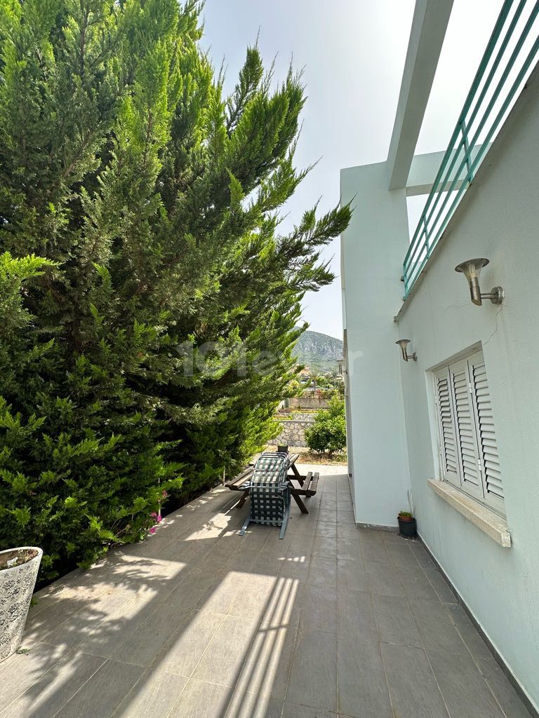 Villa To Rent in Zeytinlik, Kyrenia