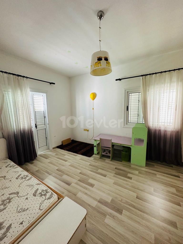 Villa To Rent in Zeytinlik, Kyrenia