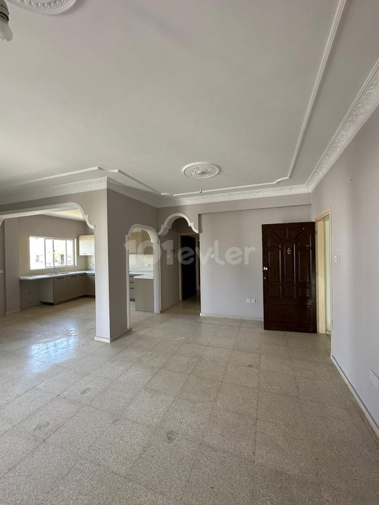 3+1 FLAT FOR SALE IN GÖNYELİ, MADE IN TURKEY, NO VAT !!