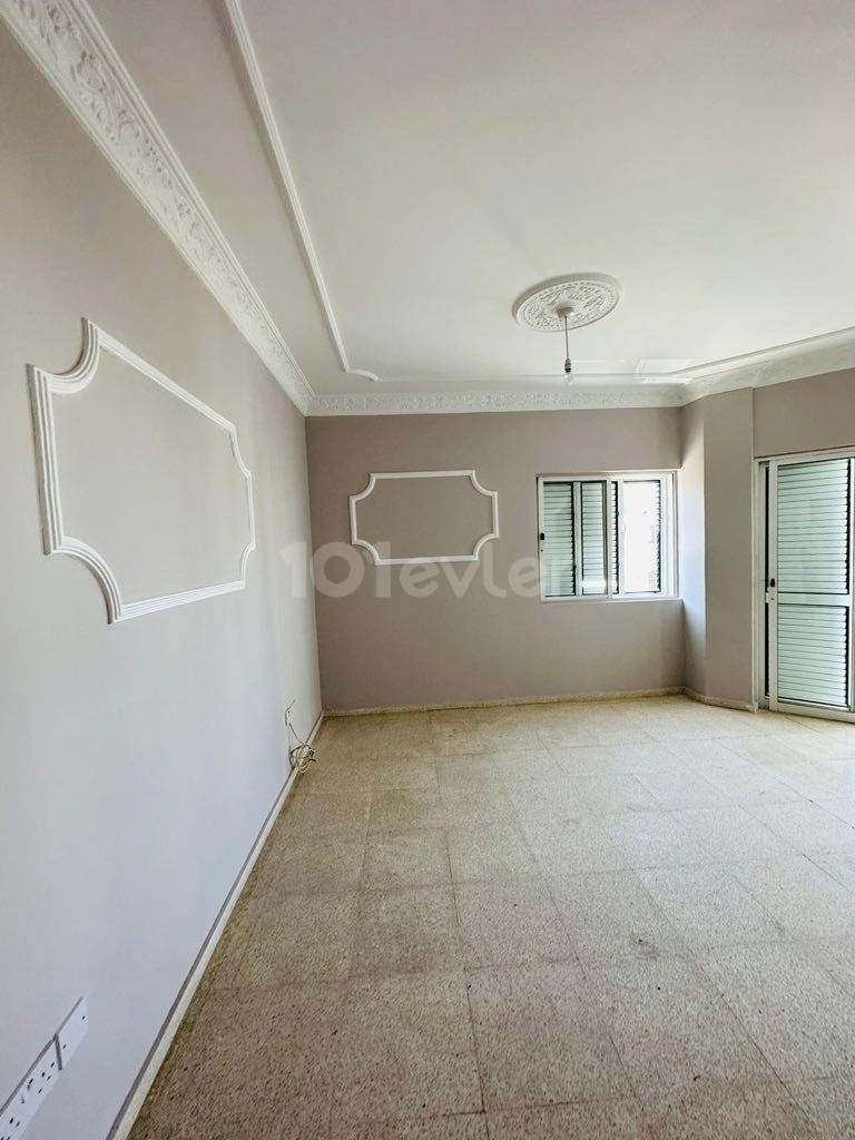 3+1 FLAT FOR SALE IN GÖNYELİ, MADE IN TURKEY, NO VAT !!