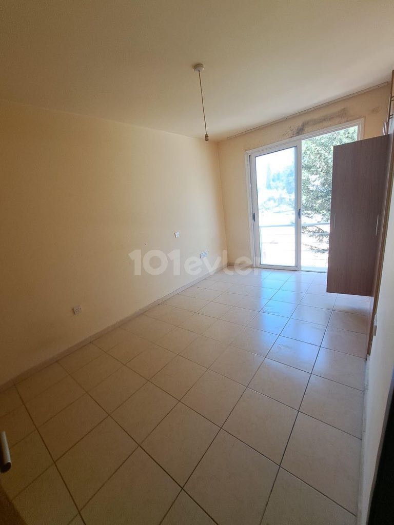 Flat For Sale in Yenişehir, Nicosia