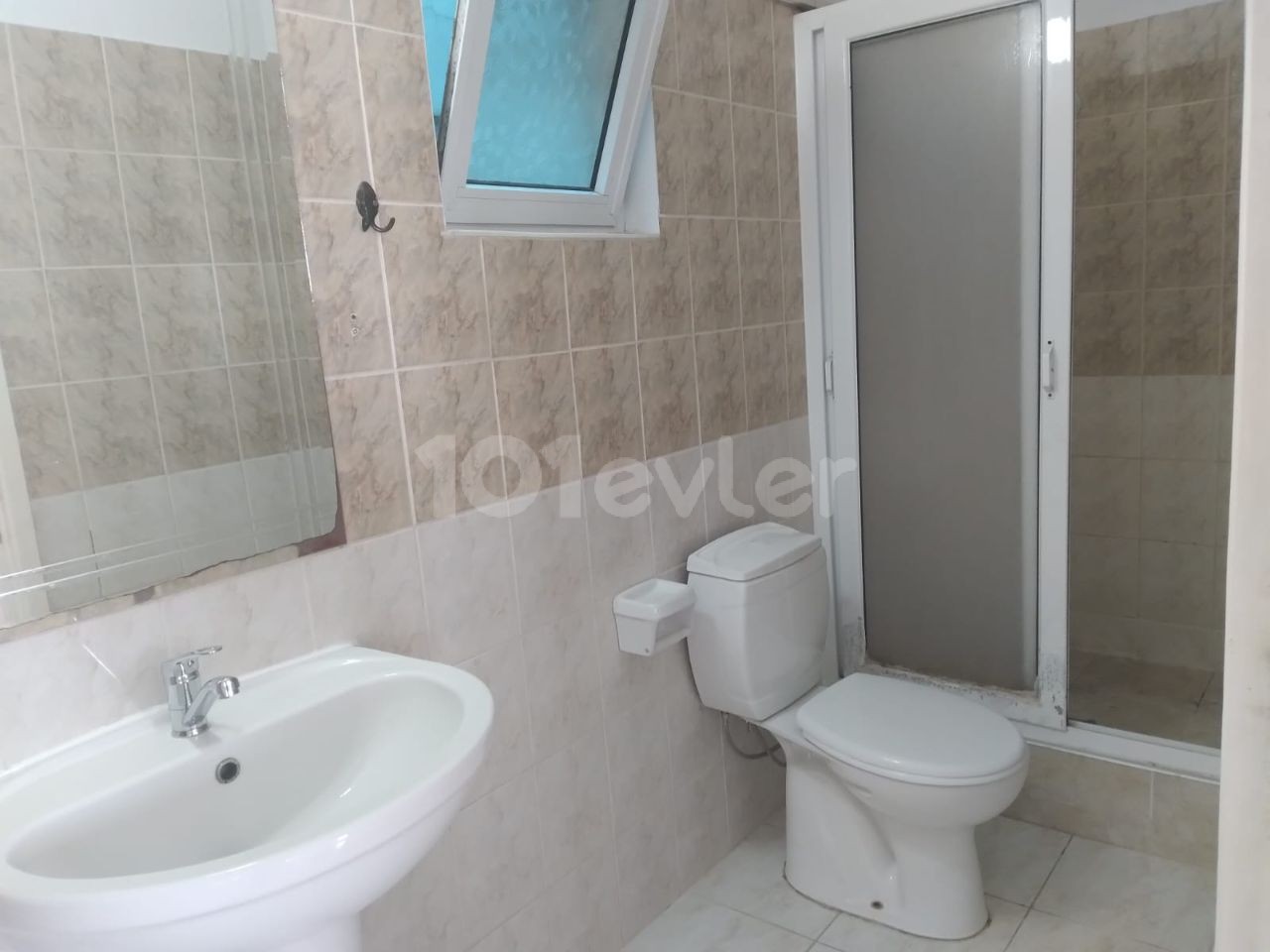 1+1 FLAT FOR RENT IN GÖNYELİ FOR STUDENTS WITH MONTHLY PAYMENT