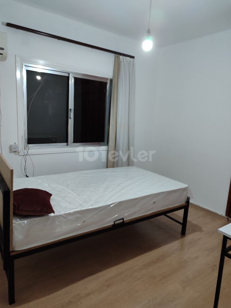 3+1 FLAT FOR STUDENT FOR RENT IN GÖNYELİ