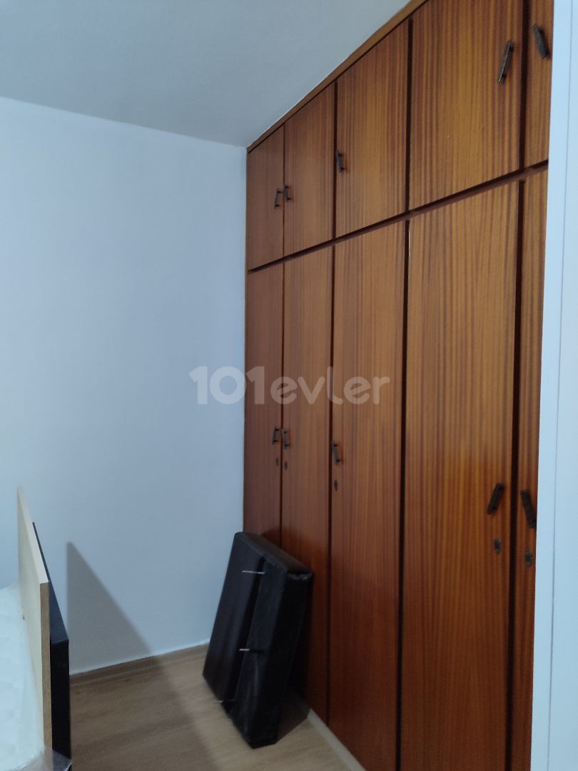 3+1 FLAT FOR STUDENT FOR RENT IN GÖNYELİ