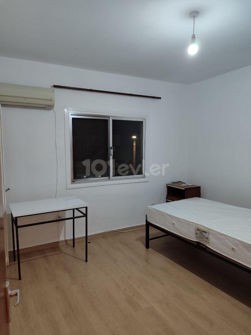 3+1 FLAT FOR STUDENT FOR RENT IN GÖNYELİ