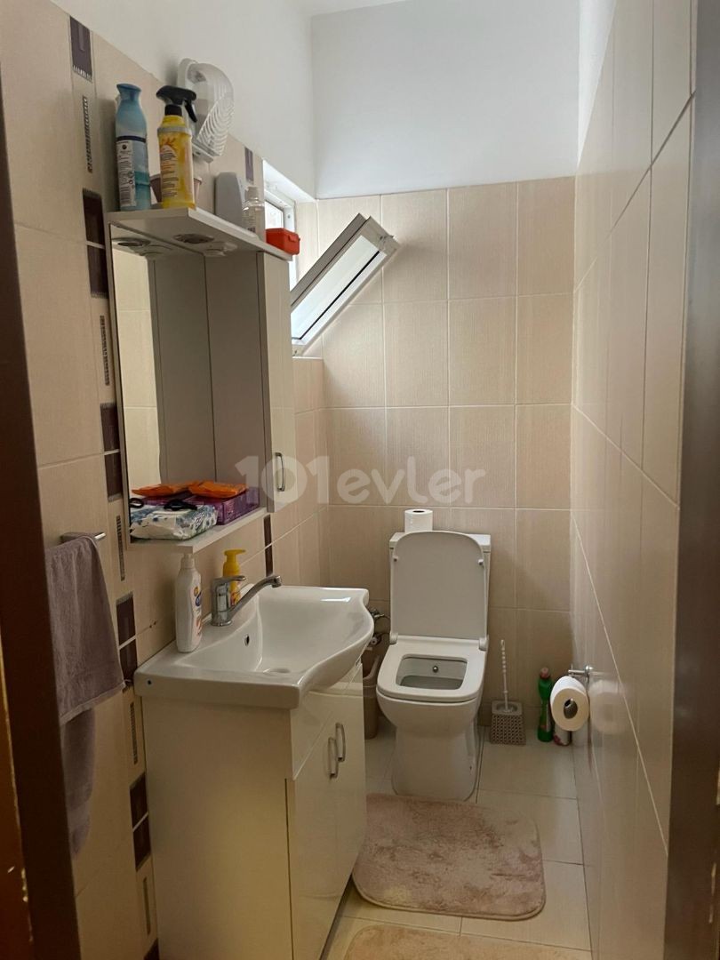 3+1 flat for sale in Nicosia Küçükkaymaklı area