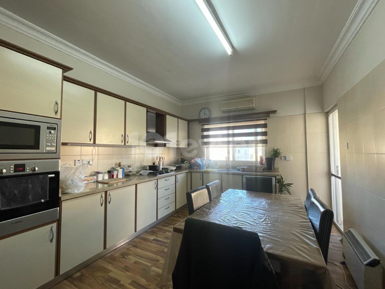 3+1 flat for sale in Nicosia Küçükkaymaklı area