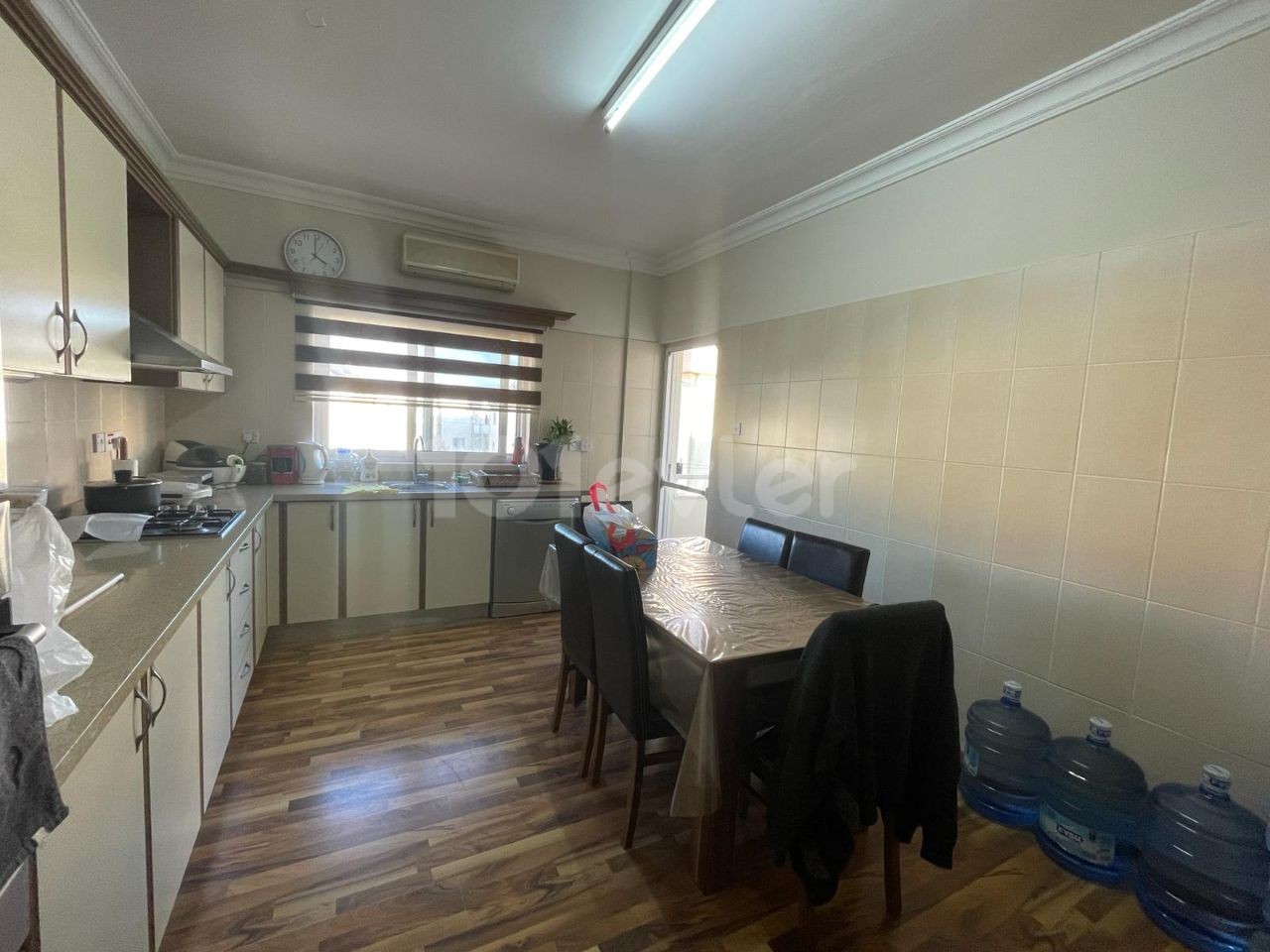 3+1 flat for sale in Nicosia Küçükkaymaklı area