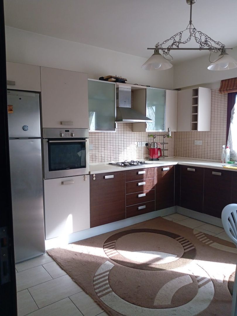 3 bedroom flat good for families with kıds