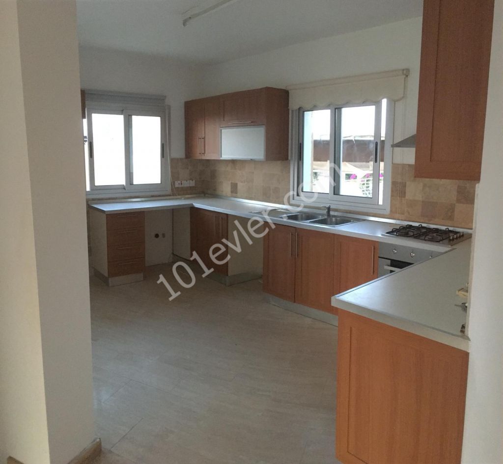 2 bedroom villa for rent between Bellapais and Ozankoy