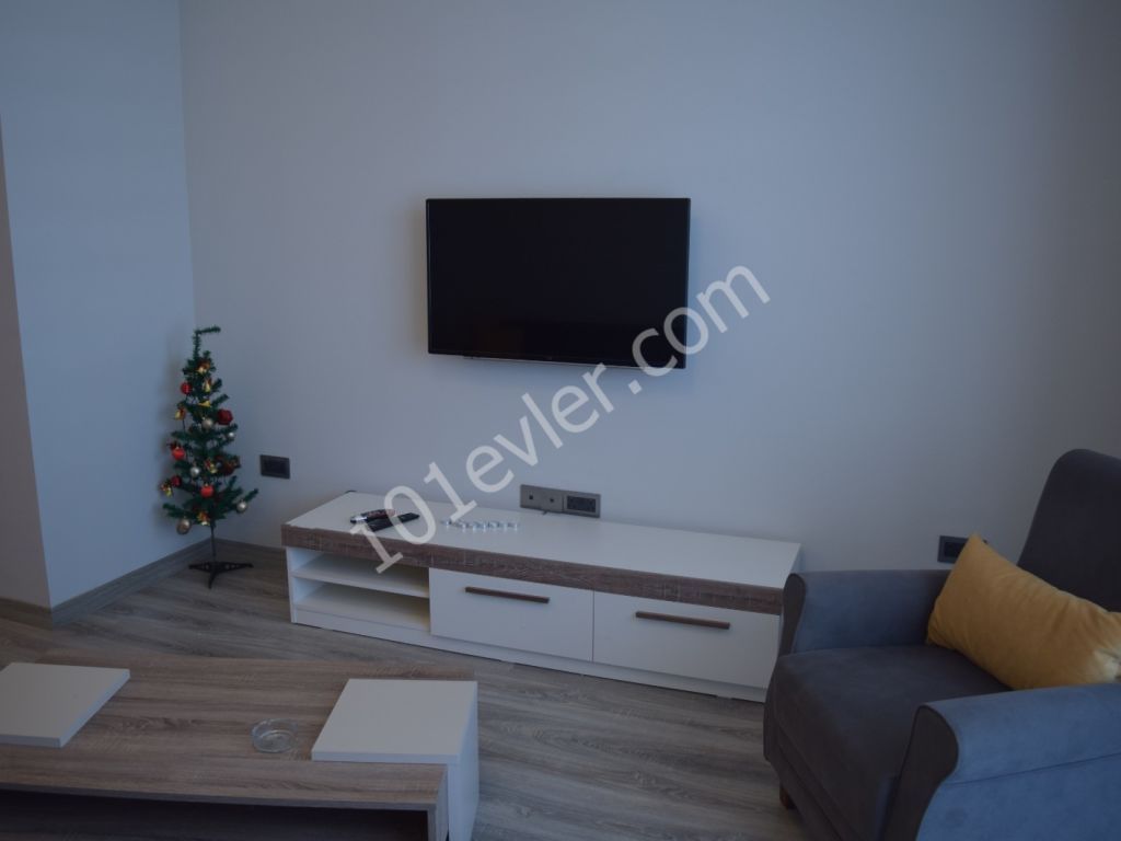 Girne Merkez'de kiralık LÜKS 3+1 daire