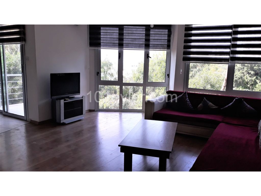 2 1 flat for rent in Kyrenia Center