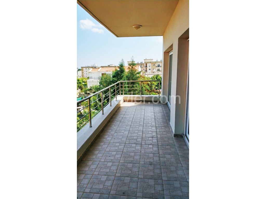 GİRNE ALSANCAK'DA KİRALIK 3+1 TERASLI DAİRE