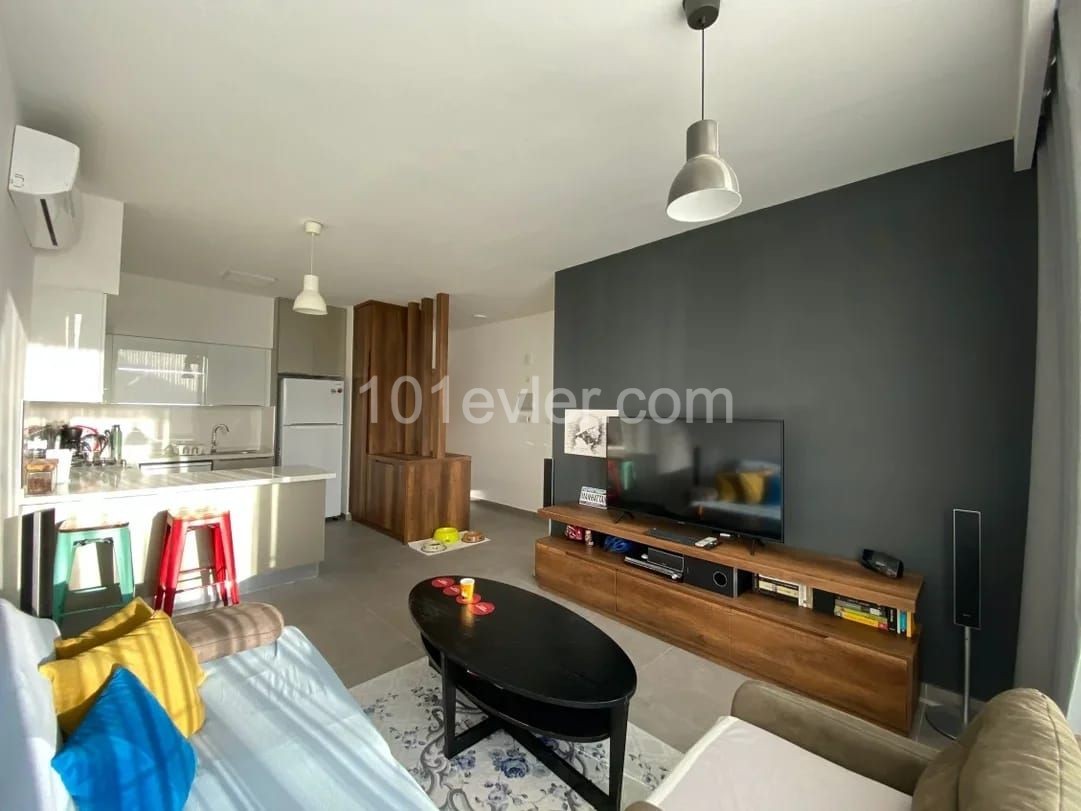 1+1 apartment for rent in Kyrenia Center
